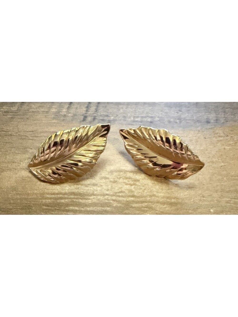 Louis Feraud Paris Earrings gold leaves Leaf Posts Autumn Fall Seasonal